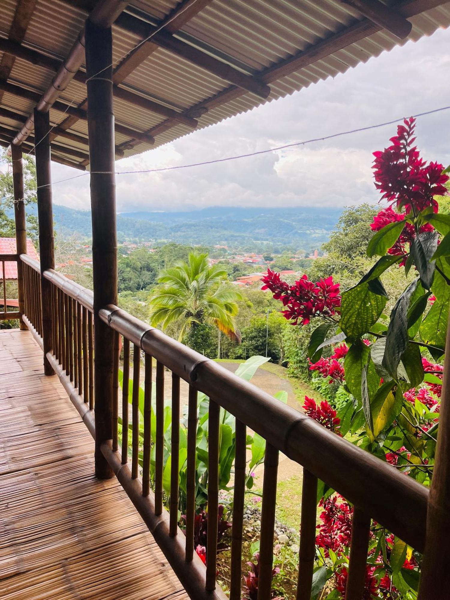 Casa De Bambu Villa Turrialba Exterior photo